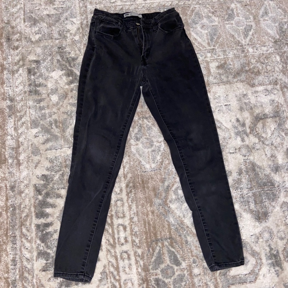 Black Skinny Levi’s Size 28